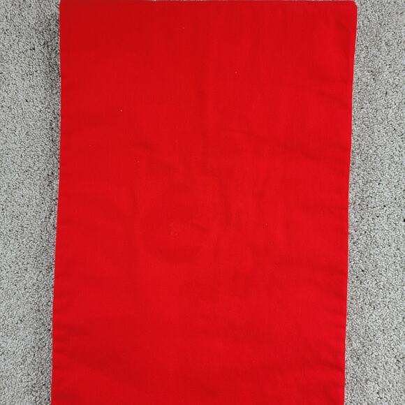 Vintage Handmade Table Runner 57" Long Red Embroidered Christmas Wreath Oval - Picture 5 of 15